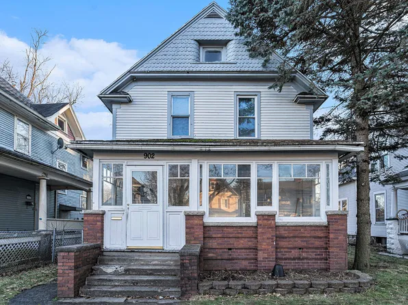 902 Egleston Ave, Kalamazoo, MI 49001