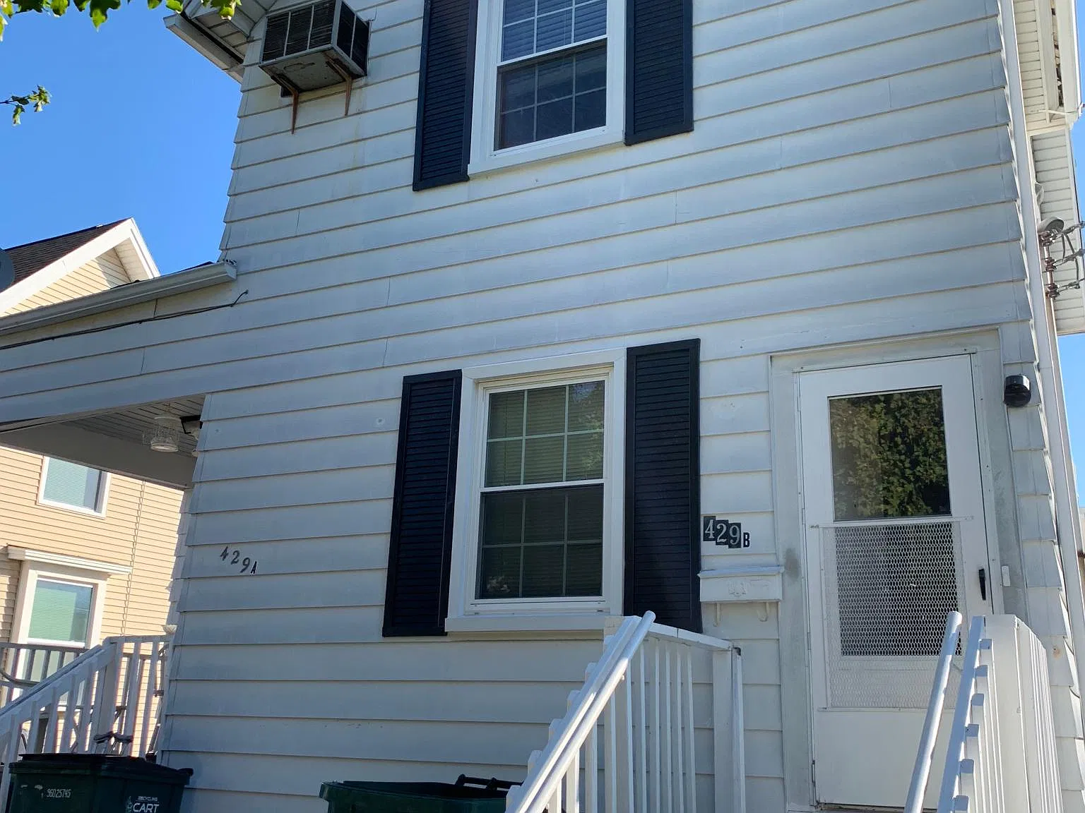 429 S Chestnut St — Photo 1