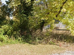 4911 N Park Dr, Washington Pk, IL