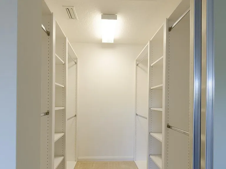 5796 Ivrea Dr — Photo 12