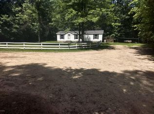 11546 4 Mile Rd, Evart, MI 49631