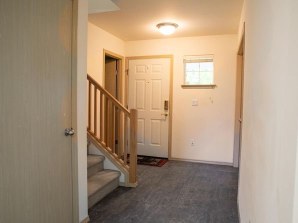 1255 Burnside Pl, Dupont, WA 98327