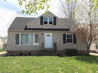 3796 Wallingford Rd, South Euclid, OH 44121