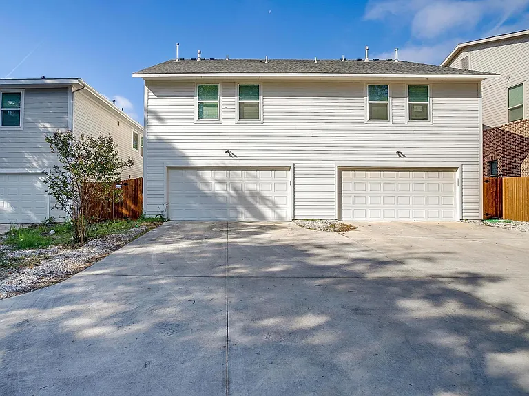 211 Athenia Dr — Photo 26