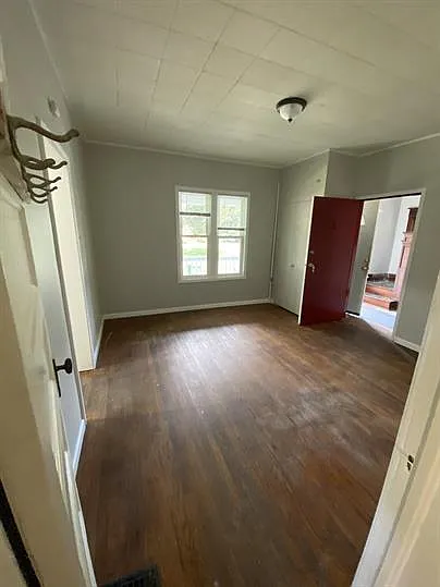 615 W White St #1 — Photo 3