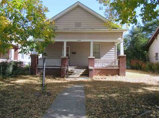 608 N 10th St, Beatrice, NE 68310