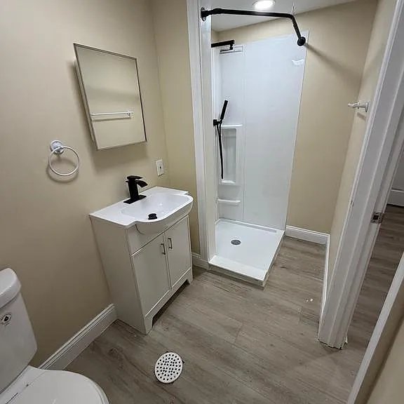 1904 E Lanvale St — Photo 12