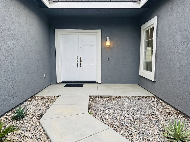 13121 Fullerton Dr — Photo 9