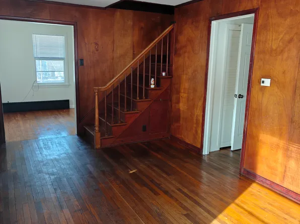 19 Pinckney Rd, Ithaca, NY 14850