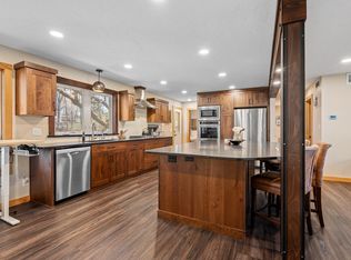 2806 2nd Ave NW, Austin, MN 55912