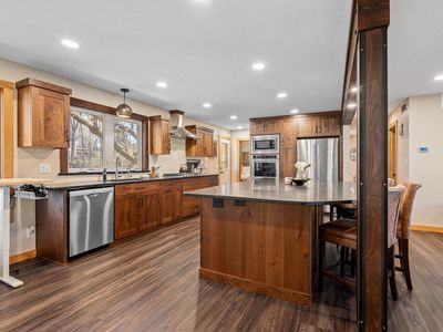 2806 2nd Ave NW, Austin, MN, 55912