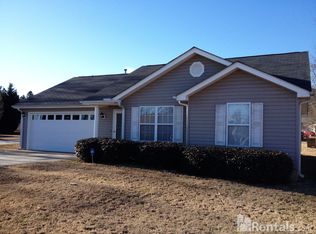 301 Ariel Ct, Fountain Inn, SC 29644