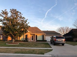 215 Wimbleton St, Houma, LA 70360