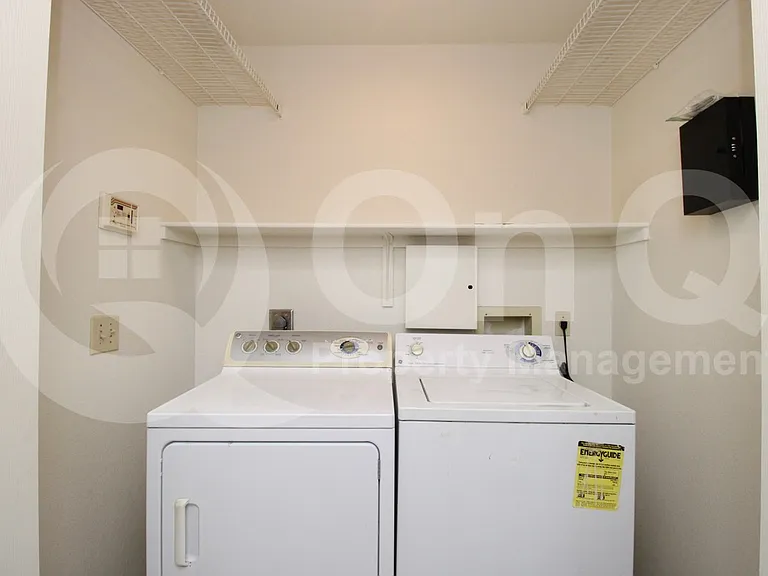 315 W Marconi Ave — Photo 26