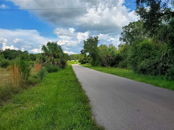 SW Collins St, Arcadia, FL 34269