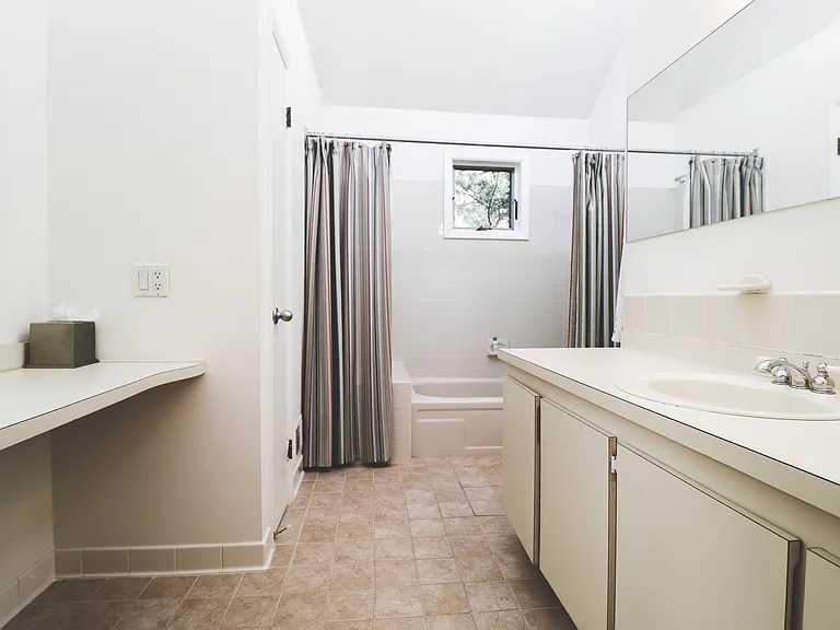 53 Settlers Landing Ln — Photo 8