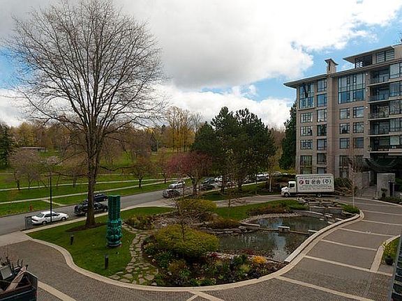 2nd image of 4685 Valley Dr #320