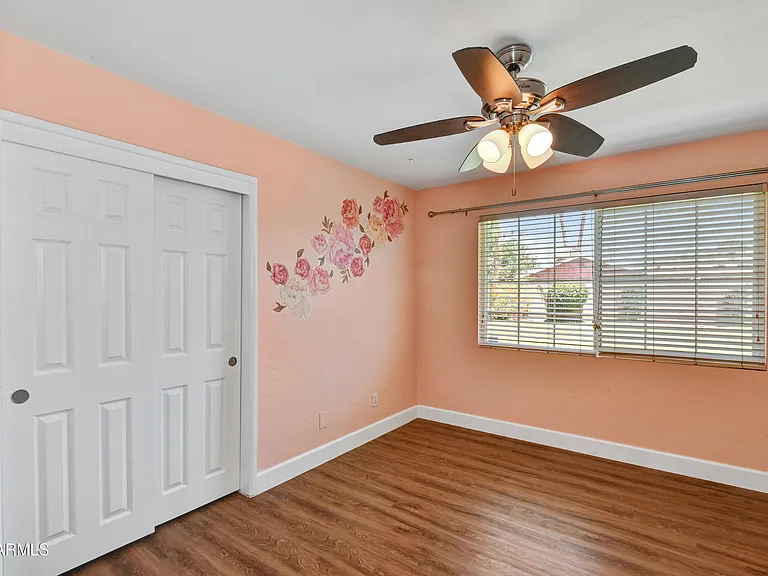 4652 E Vernon Ave — Photo 13