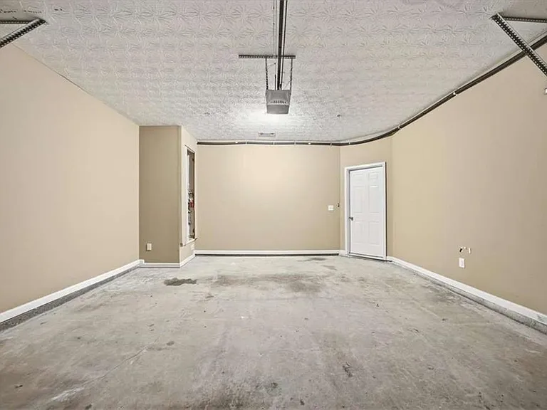 3834 Augustine Pl — Photo 18