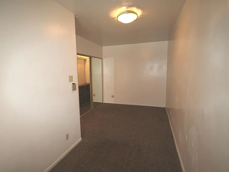 720 E 12th Ave #3 — Photo 10