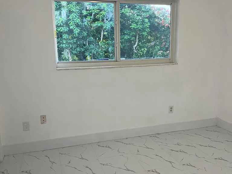 7505 SW 82nd St #215 — Photo 15