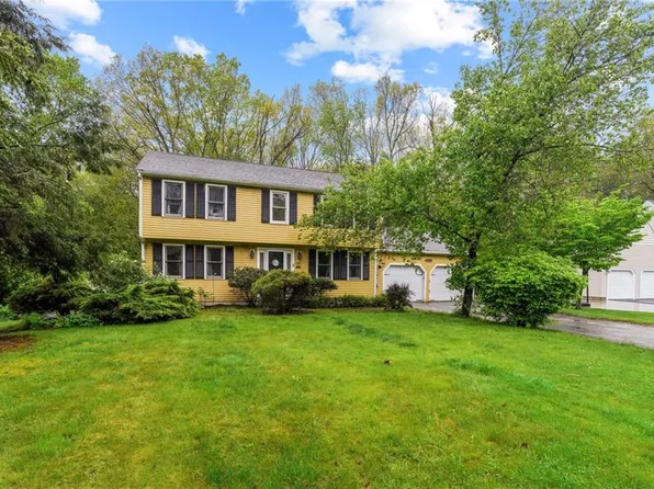 108 Union Ave, Burrillville, RI 02830