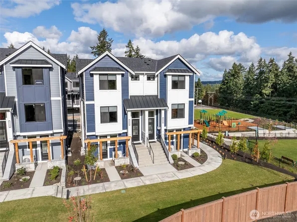 13223 NE 143rd Court #18, Woodinville, WA 98072