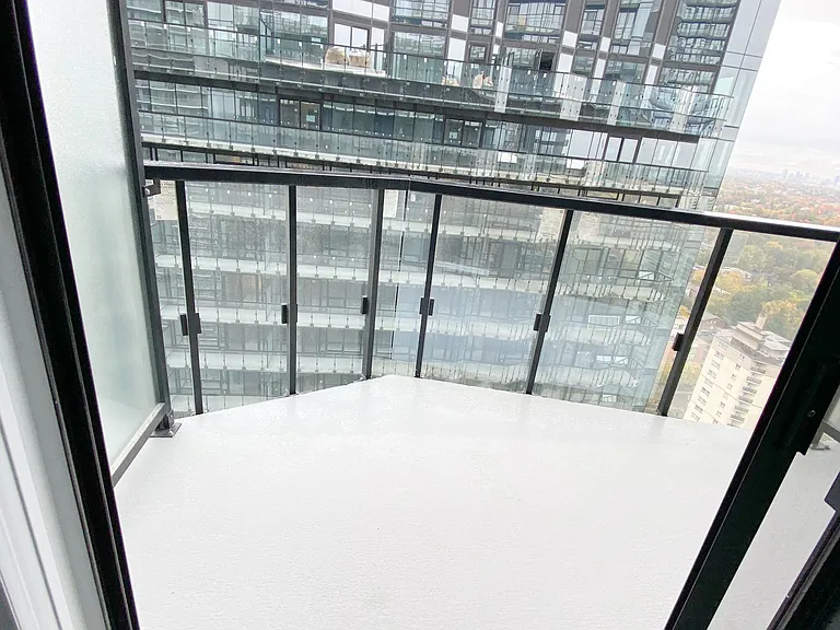 110 Broadway Ave #2507S — Photo 11