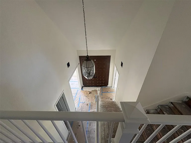 6918 Marisol Dr — Photo 3