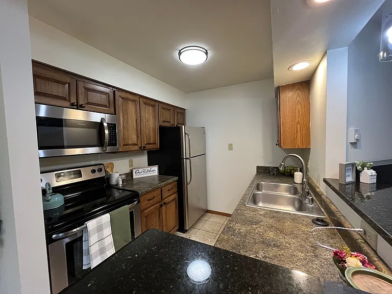 High Point Commons Apartments — Photo 62