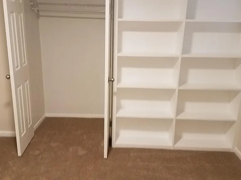 1716 Skyline Dr — Photo 12
