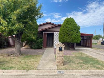 5120 Calle Ferraez, Laredo, TX, 78041