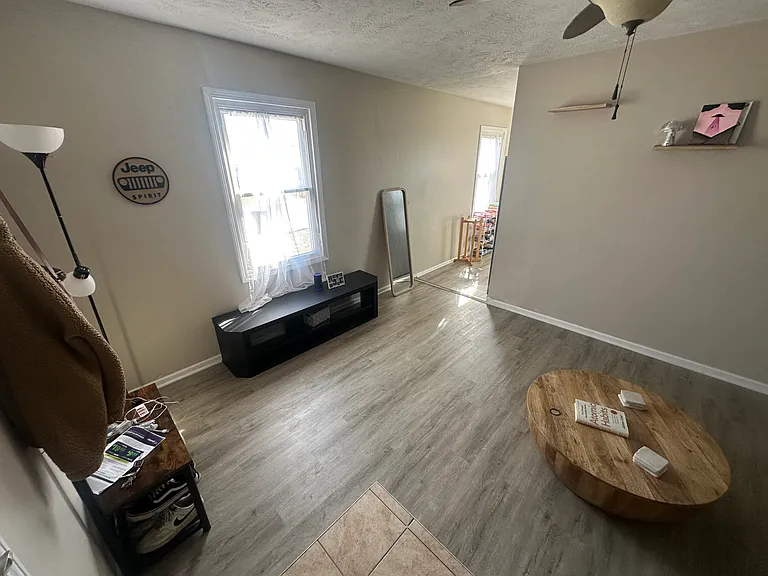 1121 Perkins Dr #B — Photo 13