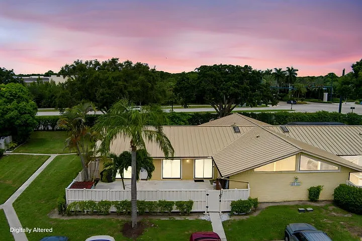 5799 Golden Eagle Cir