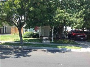 375 Torrington Dr, Brentwood, CA