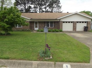 5 Hampton Ln, Jacksonville, AR 72076