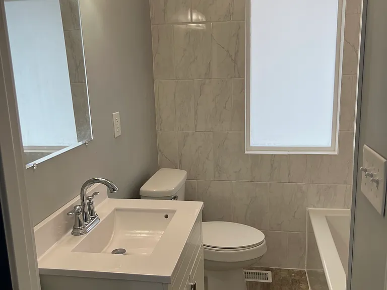 1556 S Belmont Ave #1 — Photo 6
