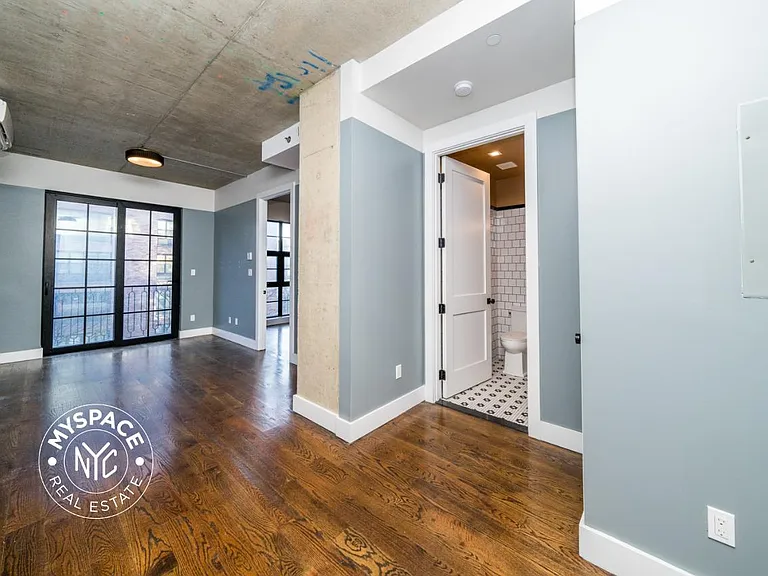 187 Kent Ave #809 — Photo 5
