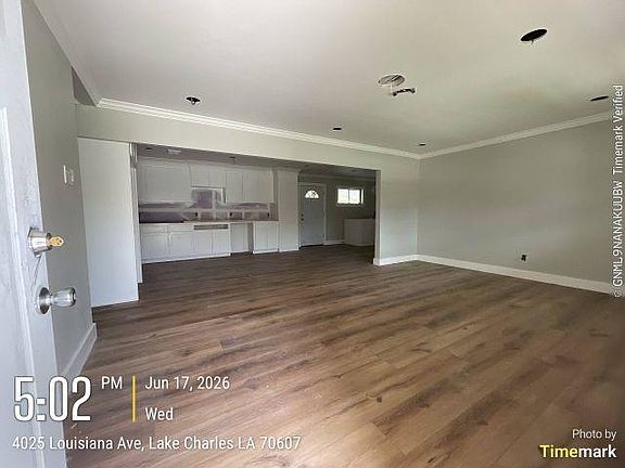 3rd image of 4025 Louisiana Ave