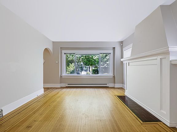 5th image of 3888 W 15th Ave