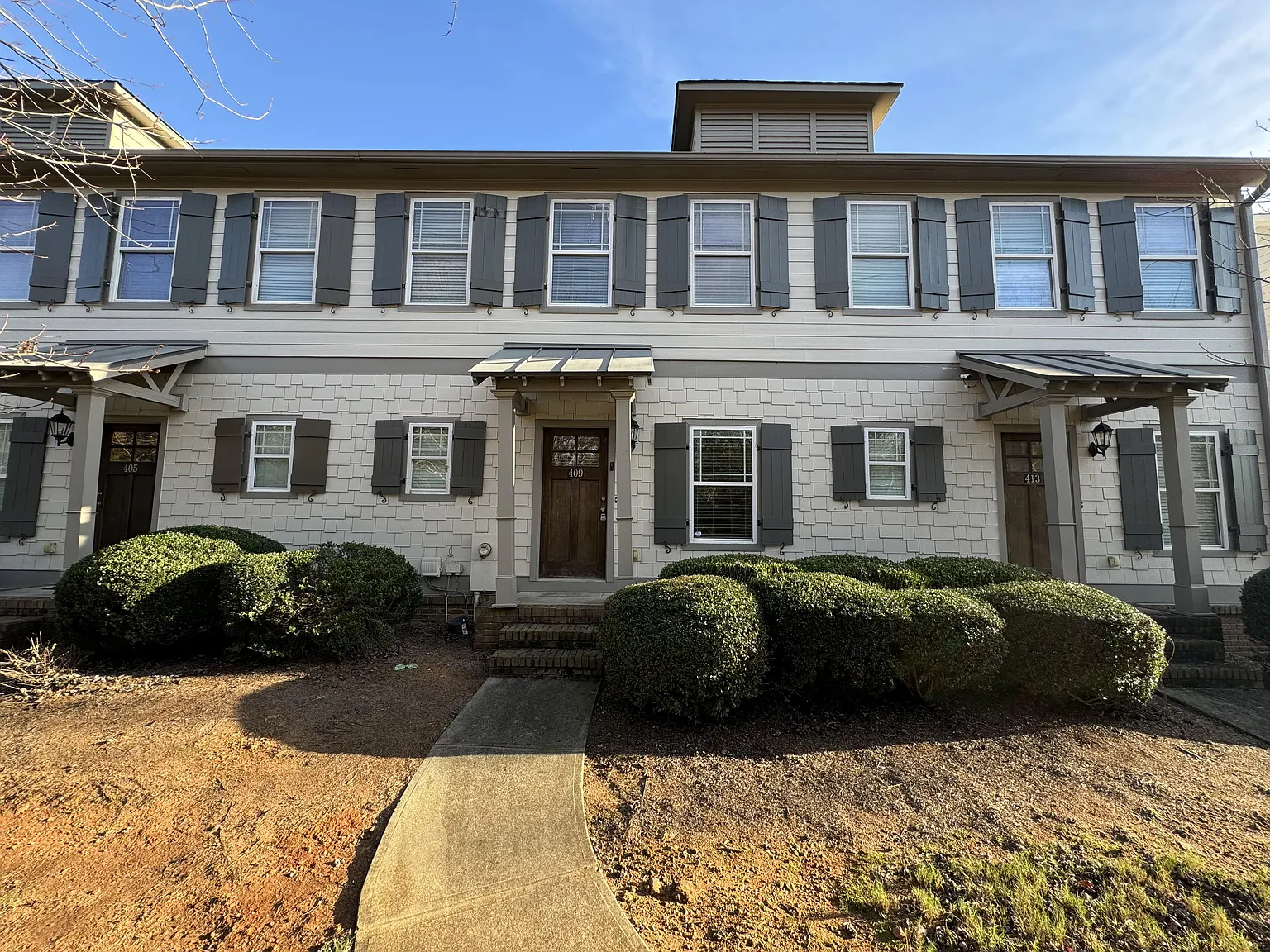 2 bed, 2.5 bath, 1400 sqft, $1,800 — Photo 2