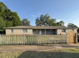 609 W 4th Pl, Russellville, AR 72801