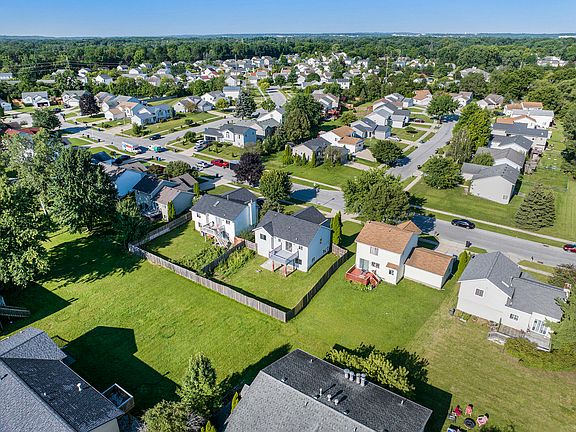 2nd image of 4616 Crosswinds Dr SE
