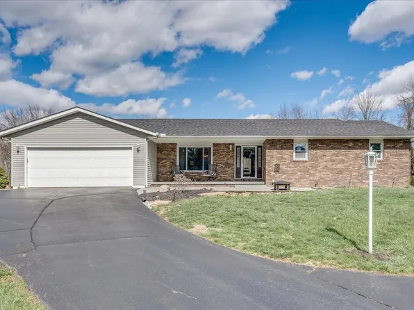 1800 Ginder Rd NW, Lancaster, OH 43130