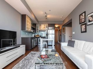 33 Lombard St #2201, Toronto, ON M5C 3H8
