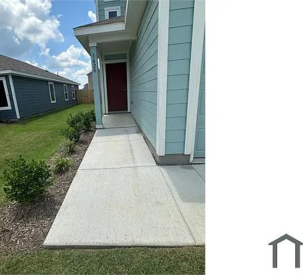 1420 Silver Oak Ln — Photo 2