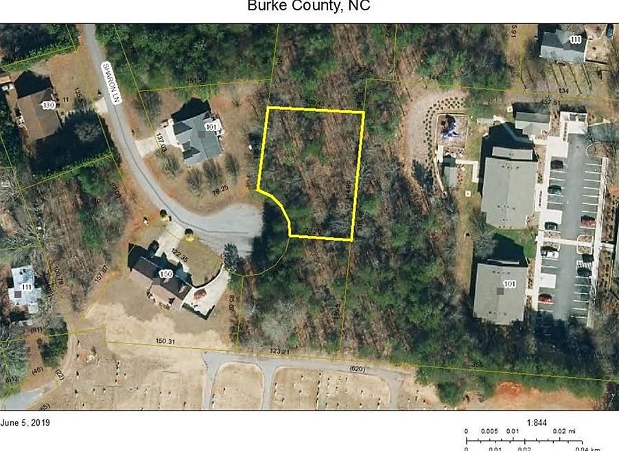 2nd image of 111 Sharon Ln