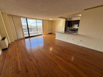 60 Longwood Ave APT 802, Brookline, MA, 02446