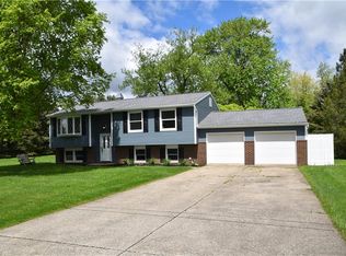 6873 Chippewa Ave NW, North Canton, OH 44720