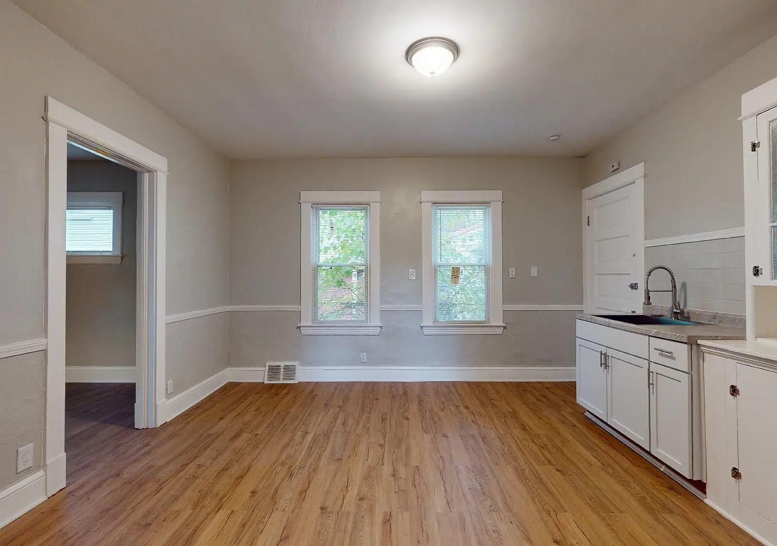 4420 Bush Ave. — Photo 3